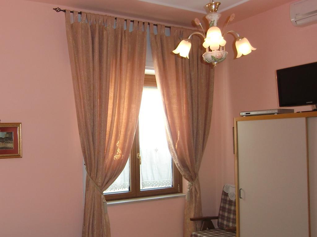 Villa Pollio Meta Habitación foto